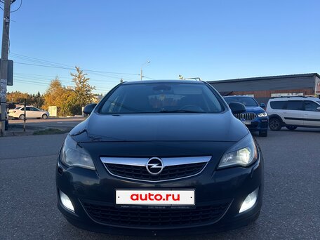 2011 Opel Astra J, чёрный, 515000 рублей, вид 2