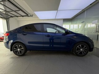 2015 Kia Rio III Рестайлинг, синий, 1019000 рублей, вид 4