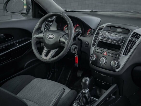 2011 Kia Ceed I Рестайлинг, серебристый - вид 5