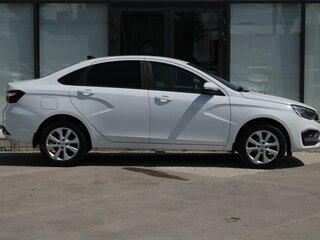 2024 Lada (ВАЗ) Vesta I Рестайлинг (NG), белый, 1408000 рублей, вид 4