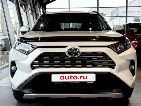 2019 Toyota RAV4 V (XA50), белый, 3690000 рублей, вид 3