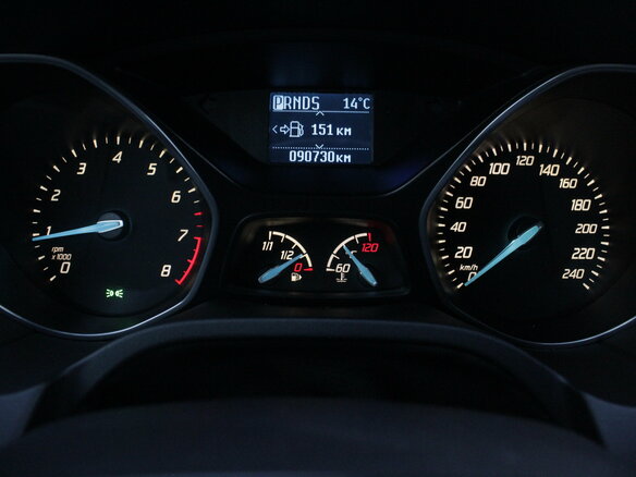 2013 Ford Focus III, белый - вид 12