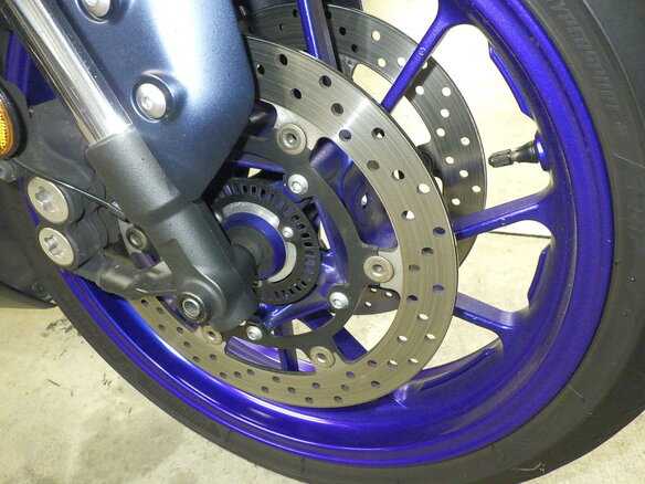 2021 Yamaha YZF-R7, синий, 830000 рублей - вид 8