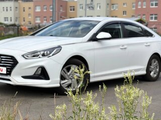 2019 Hyundai Sonata VII (LF) Рестайлинг, белый, 950000 рублей, вид 3