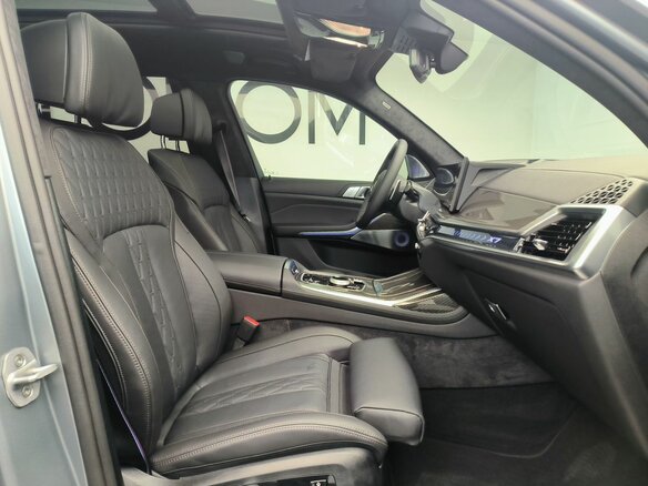 2026 BMW X7 40d I (G07) Рестайлинг, серый - вид 21