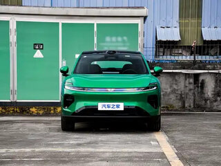 2026 Changan Qiyuan Q06, зелёный, 5350206 рублей, вид 2