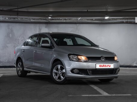 2012 Volkswagen Polo V, серебристый, 890000 рублей, вид 3
