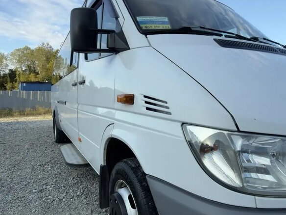 2016 Mercedes-Benz Sprinter Classic, белый, 2550000 рублей - вид 11