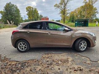 2013 Hyundai i30 II, коричневый, 1000000 рублей, вид 4