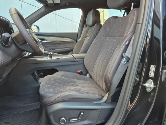 2026 Geely Monjaro (Xingyue L) I Рестайлинг 2 (China Market), чёрный, 3830000 рублей - вид 11