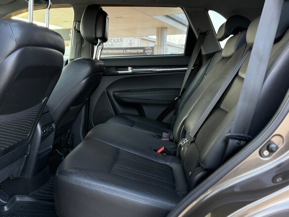 2016 Kia Sorento II Рестайлинг, бежевый, 1850000 рублей - вид 15