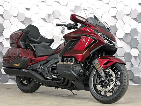 2025 Honda GL 1800 Gold Wing, красный, 3649000 рублей, вид 1