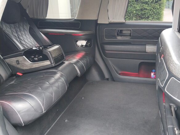 2012 Toyota Sequoia II, чёрный - вид 30