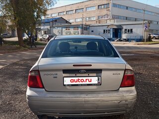 2005 Ford Focus I Рестайлинг (North America), серебристый, 255000 рублей, вид 4