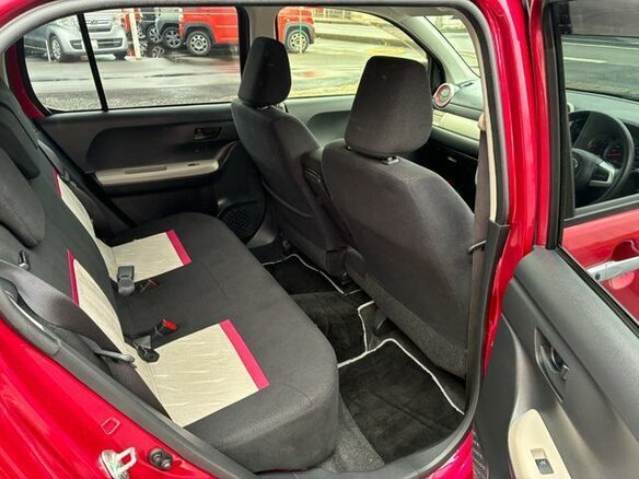 2017 Toyota Passo III, красный, 730000 рублей - вид 14