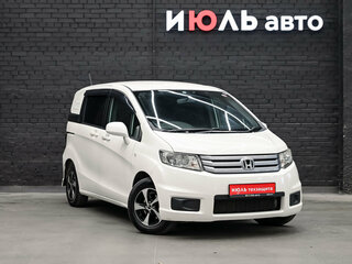 2011 Honda Freed I, серебристый, 1100000 рублей, вид 3
