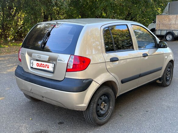 2010 Hyundai Getz I Рестайлинг, бежевый, 315000 рублей - вид 4