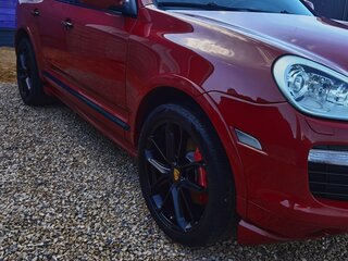 2008 Porsche Cayenne GTS I Рестайлинг (957), красный, 2000000 рублей, вид 3