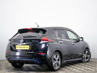 2018 Nissan Leaf II (ZE1), чёрный, 1699000 рублей, вид 4