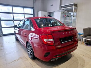 2025 Lada (ВАЗ) Granta Sport I Рестайлинг, красный, 1669000 рублей, вид 3