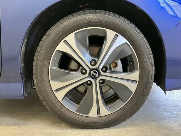 2022 Nissan Leaf II (ZE1), голубой, 1855000 рублей - вид 6