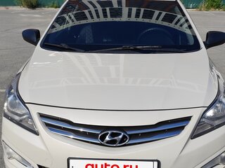 2015 Hyundai Solaris I Рестайлинг, бежевый, 790000 рублей, вид 2