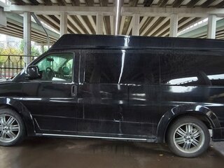 2008 Chevrolet Express II, чёрный, 3000000 рублей, вид 2