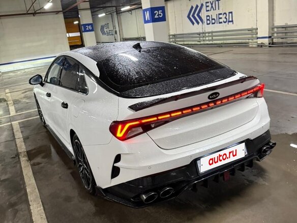 2020 Kia K5 III, белый, 2650000 рублей - вид 2