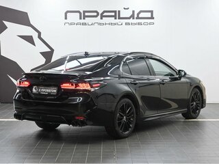 2021 Toyota Camry VIII (XV70) Рестайлинг, чёрный, 2349900 рублей, вид 3