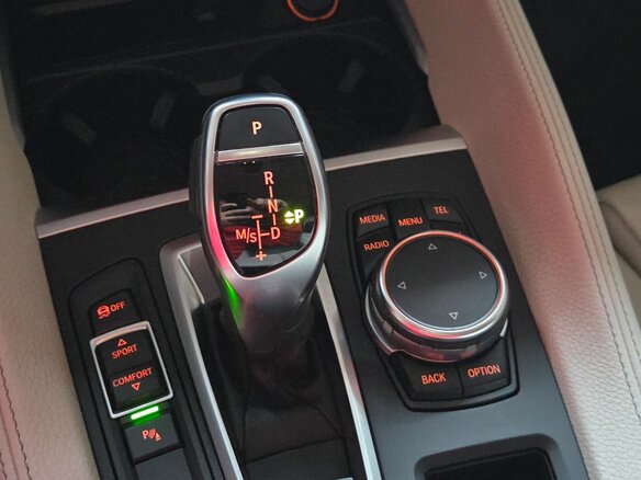 2016 BMW X6 35i II (F16), серый, 3390000 рублей - вид 8