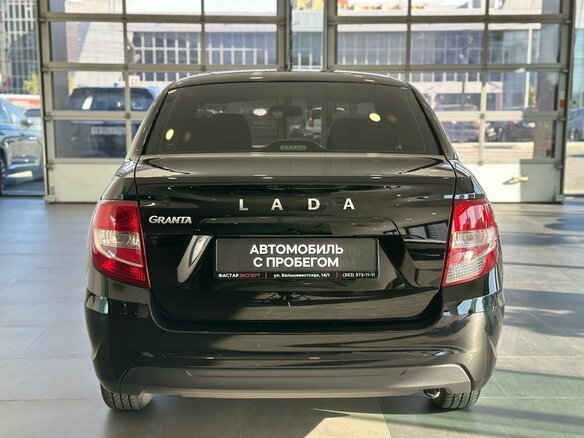 2022 Lada (ВАЗ) Granta I Рестайлинг, чёрный, 796000 рублей - вид 4