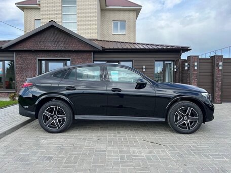 2026 Mercedes-Benz GLC Coupe 260 II (C254), чёрный, 6720000 рублей, вид 3