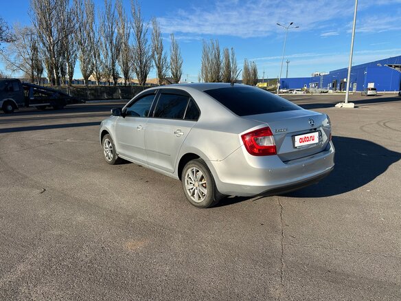 2014 Skoda Rapid I, серебристый, 399000 рублей - вид 7