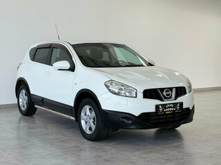 2011 Nissan Qashqai I Рестайлинг, белый, 1050000 рублей, вид 3