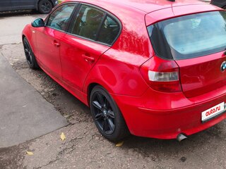 2006 BMW 1 серии 120i I (E81/E82/E87/E88), красный, 600000 рублей, вид 5