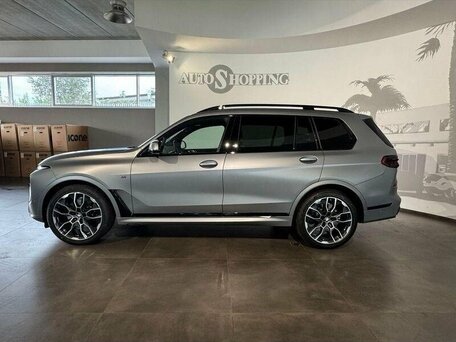 2025 BMW X7 40d I (G07) Рестайлинг, серебристый, 14404000 рублей, вид 4