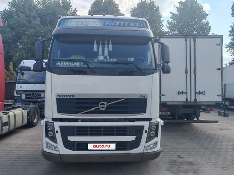 2012 Volvo FH, белый, 2800000 рублей, вид 3