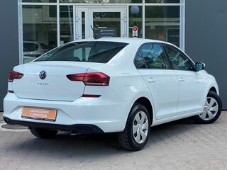 2021 Volkswagen Polo VI, белый, 1359000 рублей, вид 2