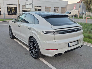 2026 Porsche Cayenne Coupé III Рестайлинг, серый, 20500000 рублей, вид 3