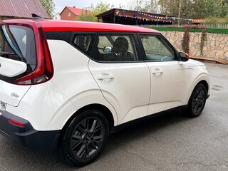 2020 Kia Soul III, белый, 2300000 рублей, вид 5