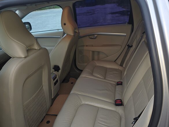 2012 Volvo XC70 II, бежевый, 1600000 рублей - вид 16