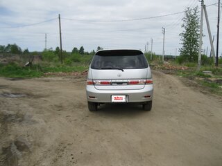 2001 Toyota Gaia, серый, 670000 рублей, вид 3
