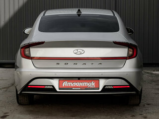 2020 Hyundai Sonata VIII (DN8), серебристый, 1750000 рублей, вид 5