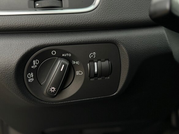 2014 Audi Q3 I (8U), чёрный - вид 28