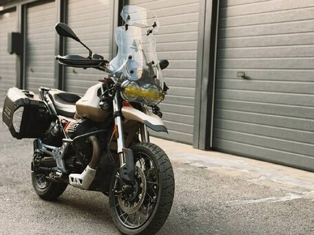2020 Moto Guzzi V85 TT, бежевый, 800000 рублей, вид 5