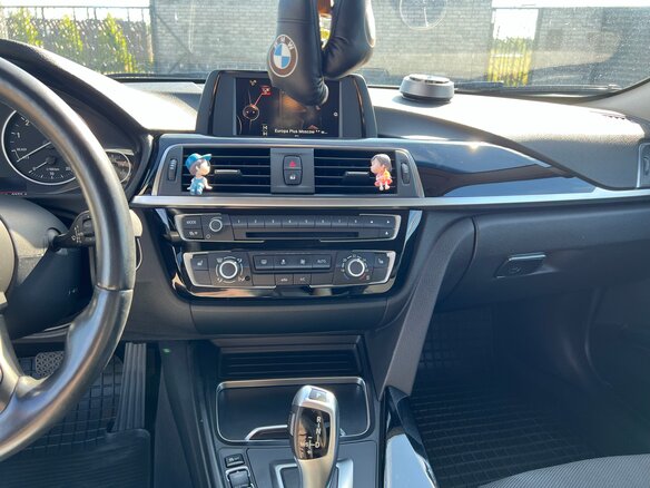 2017 BMW 3 серии 320i VI (F3x) Рестайлинг, белый, 1800000 рублей - вид 18