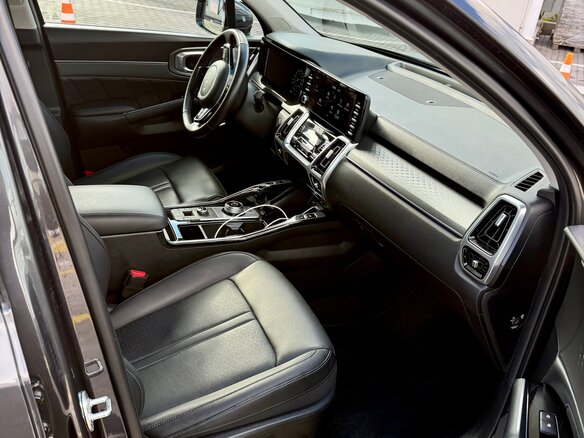 2022 Kia Sorento IV, серый - вид 15