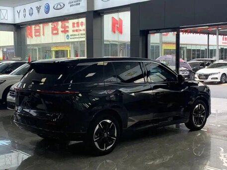 2026 Toyota bZ3X 58.3 kWh, чёрный, 2700000 рублей, вид 4