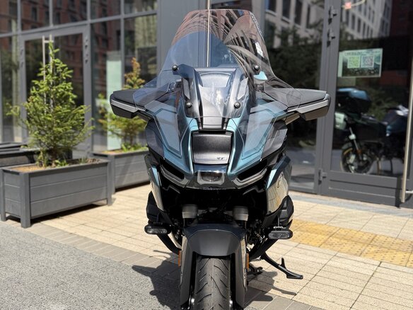 2025 BMW R 1300 RT, зелёный, 3100000 рублей - вид 5