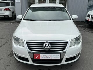 2010 Volkswagen Passat B6, белый, 854000 рублей, вид 4